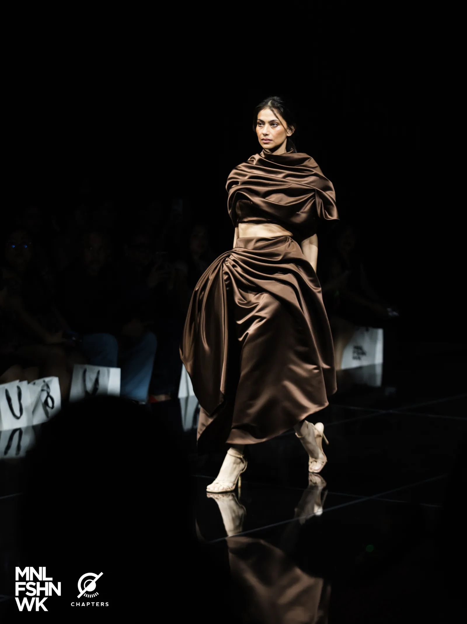 Andrea Tetangco 2025 runway frame 01