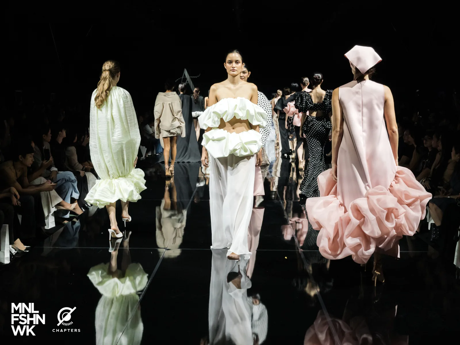 Andrea Tetangco 2025 runway frame 03