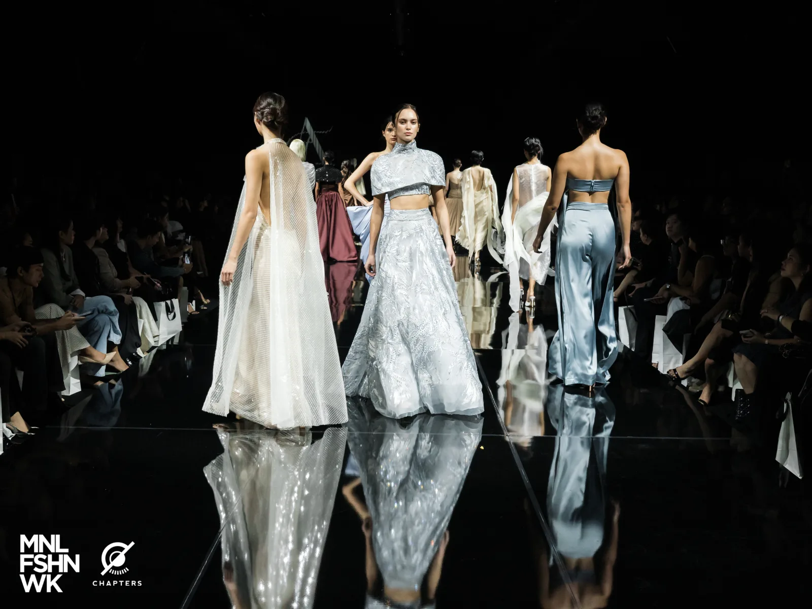 Andrea Tetangco 2025 runway frame 04