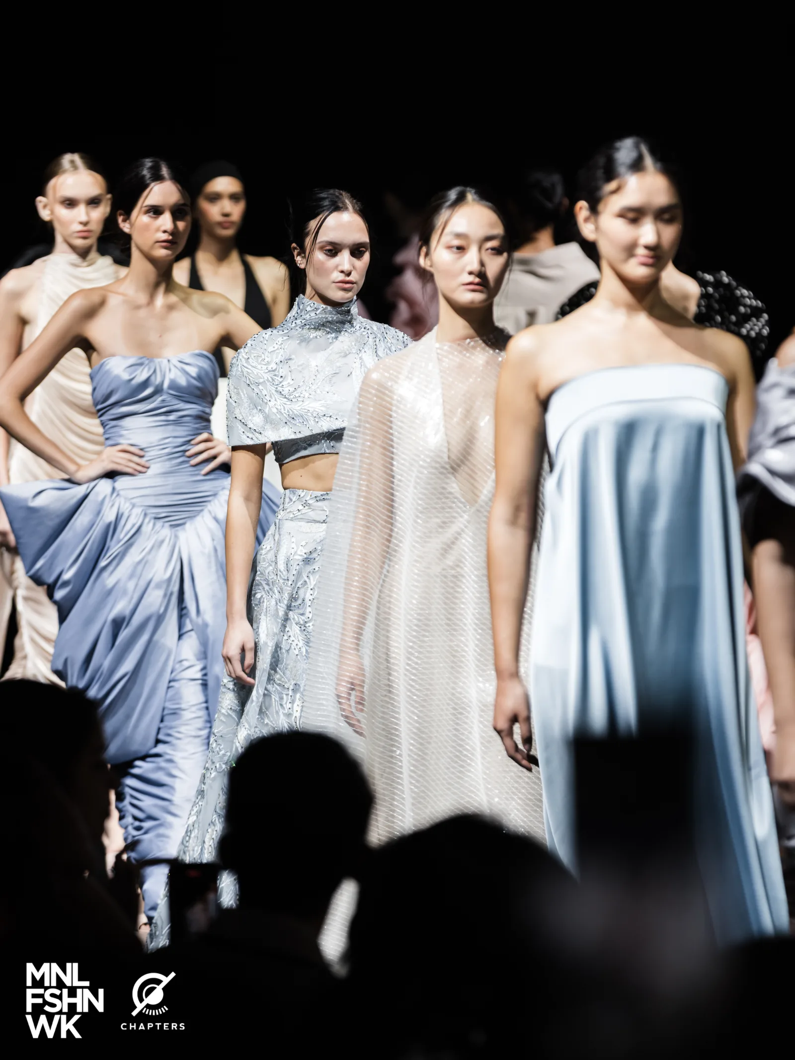 Andrea Tetangco 2025 runway frame 08
