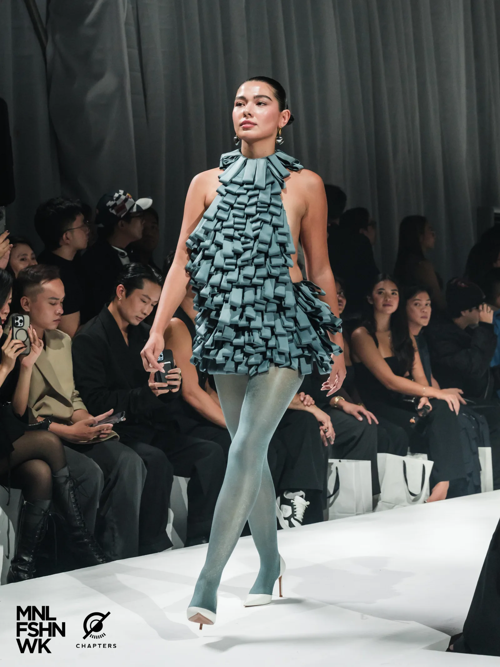 Iñigo 2025 runway frame 02